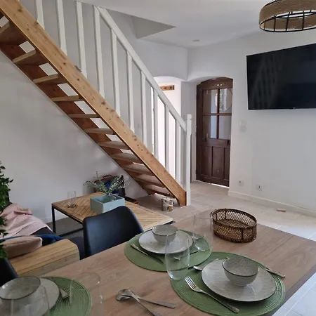 Appartement Mas De Rofa Piscine Et Grand Jardin Au Pieds Des Cévennes Saint-Martin-de-Valgalgues